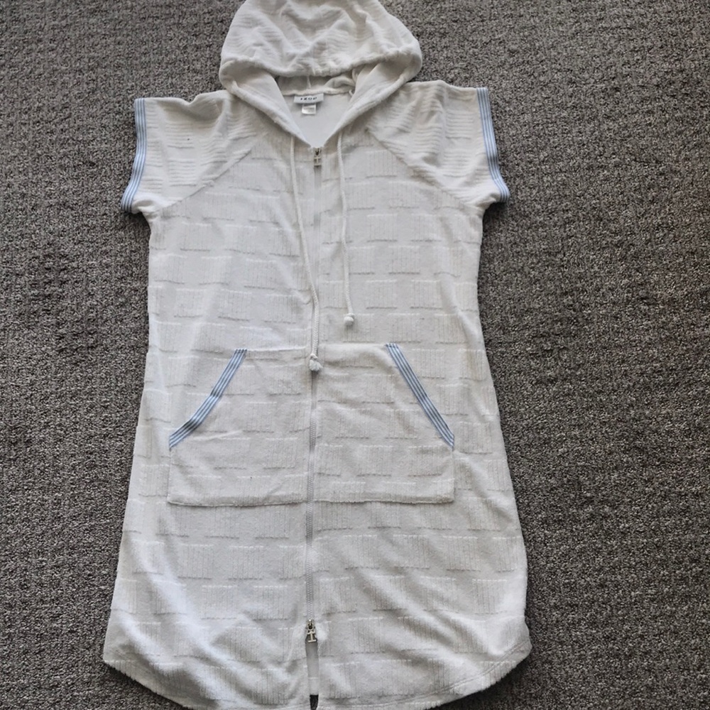 Swim suit coverup